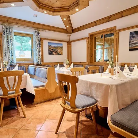 Alpendorf Stern Otel