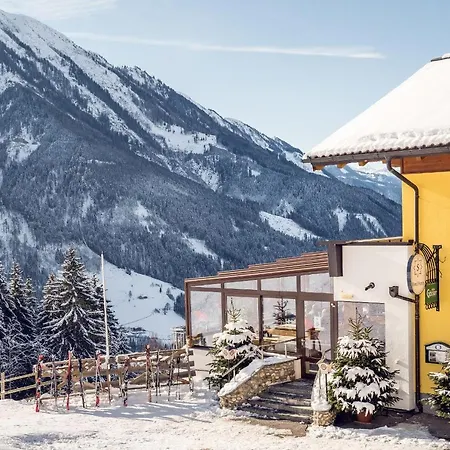 Alpendorf Stern Otel